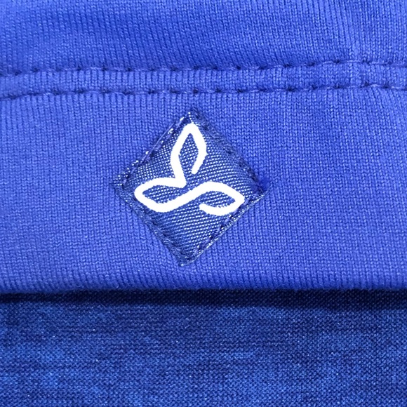 Prana Blue Criss Ross Work Out Tank with Cowl Detail in the Back, Size M - Picture 3 of 6